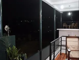 Oyo 442 Kanda Uda 캔디 호텔
